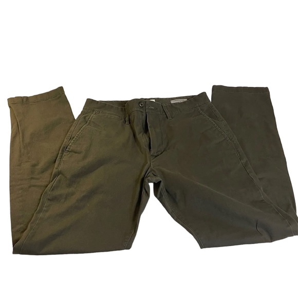Goodfellow & Co Other - Men's Goodfellow & Co Athletic Chionos 30W X 30L olive green Hennepin Chino